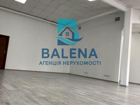 комерційна за адресою Межигірська вул., 87-А
