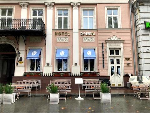 коммерческая по адресу Приморский бульв., 10