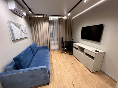 квартира за адресою Салютна вул., 2к16