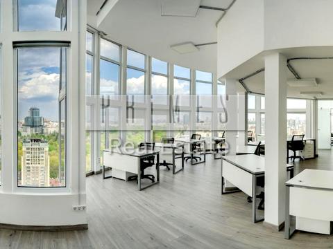 комерційна за адресою Саксаганського вул., 121