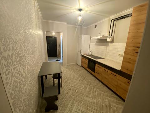 квартира за адресою Подільська вул., 10/1