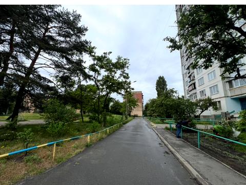 квартира по адресу Ореста Левицкого ул. (Академіка Курчатова), 21