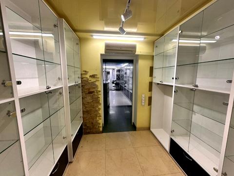 комерційна за адресою 200-річчя Кривого Рогу просп., 9