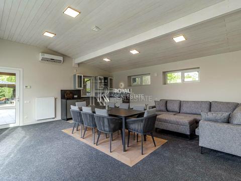 будинок за адресою генерала ватутіна