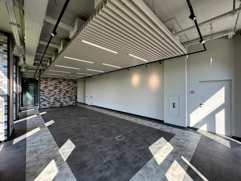 комерційна за адресою Київ, Академіка Книшова вул. (Амурська), 6