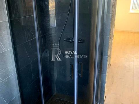 будинок за адресою Центральна вул., 8