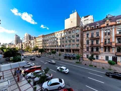 комерційна за адресою Саксаганського вул., 119