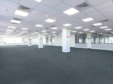 комерційна за адресою Жилянська вул., 75