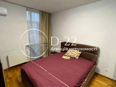 квартира за адресою Регенераторна вул., 4