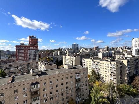 квартира за адресою Василя Тютюнника вул. (Анрі Барбюса), 51/1А