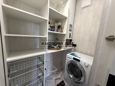 квартира за адресою Дніпровська набережна вул., 20-А