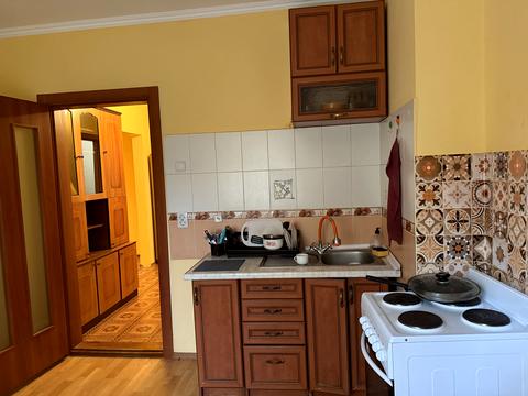 квартира за адресою Київ, Олени Пчілки вул., 4