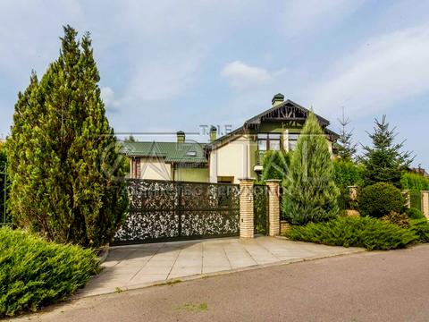 будинок за адресою світанкова, 10