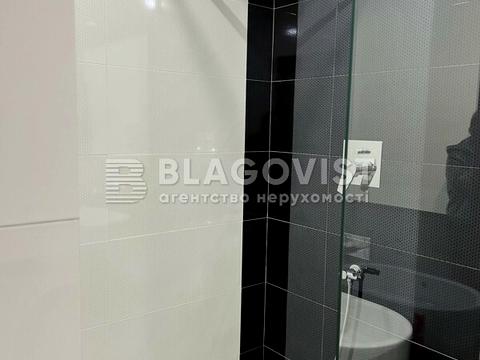 квартира за адресою Зарічна вул., 4