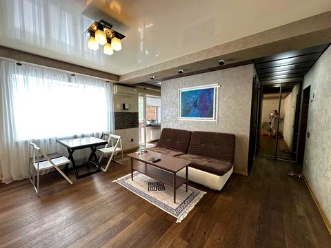 квартира за адресою Велика Васильківська вул. (Червоноармійська), 85/87