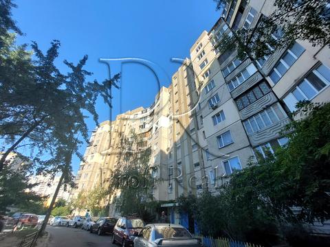 квартира за адресою Срібнокільська вул., 22-А