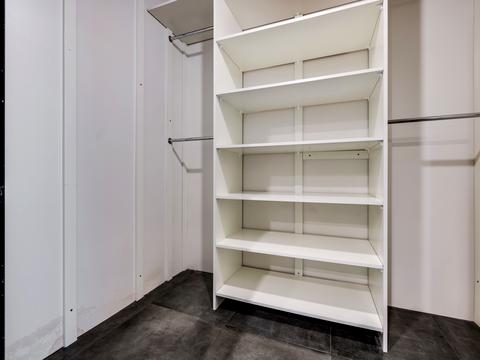 квартира за адресою Вʼячеслава Чорновола просп. (), 16з