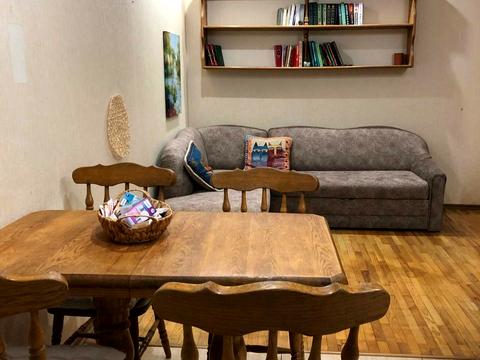 квартира за адресою Київ, Драгоманова вул., 25