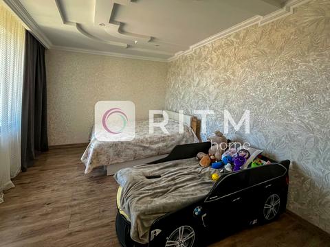 будинок за адресою Головна