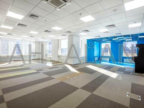 комерційна за адресою Київ, Жилянська вул., 75