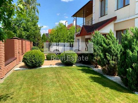 будинок за адресою Ясна