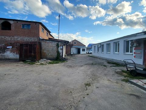 комерційна за адресою Шевченка вул., 37