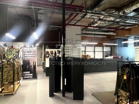 комерційна за адресою Степана Бандери просп. (Московський), 76