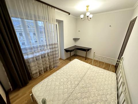 квартира за адресою Набережно-Хрещатицька вул., 3-А