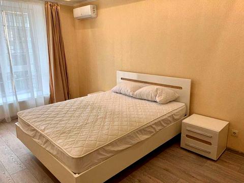 квартира за адресою Набережна Перемоги вул., 44т