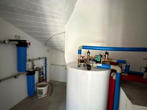 дом по адресу пров. Революції, 2-х