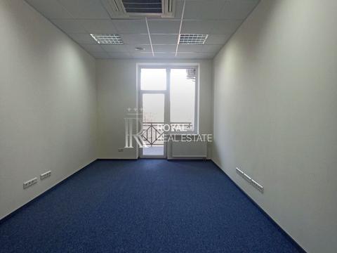 коммерческая по адресу Киев, Николая Михновского бульв. (Дружбы Народов), 19