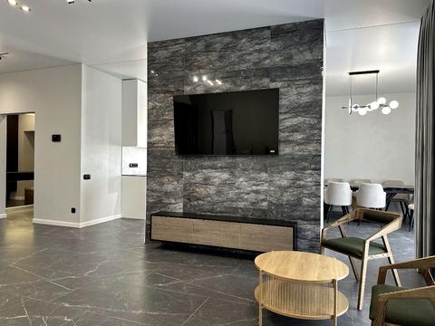 будинок за адресою Дачна