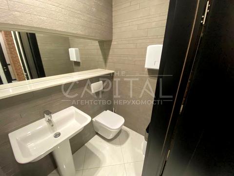 комерційна за адресою Івана Франка вул., 11