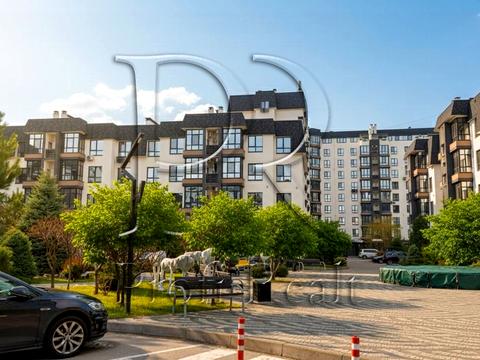 квартира за адресою Героїв Небесної Сотні просп., 16/10