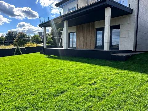 будинок за адресою Вишнева вул.