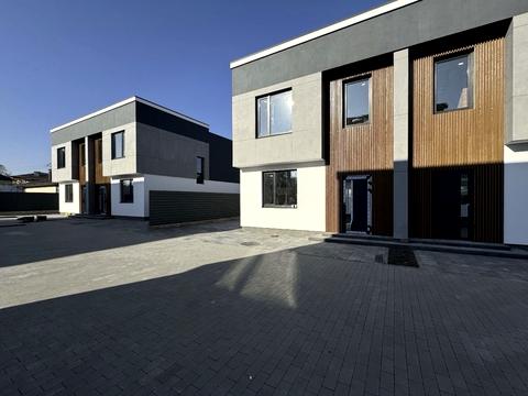 дом по адресу Лугова