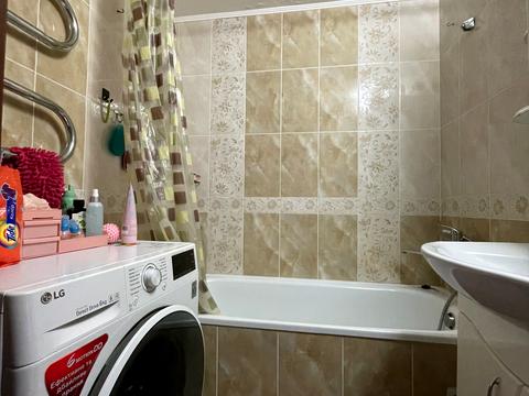 квартира за адресою Червоної Калини просп., 74