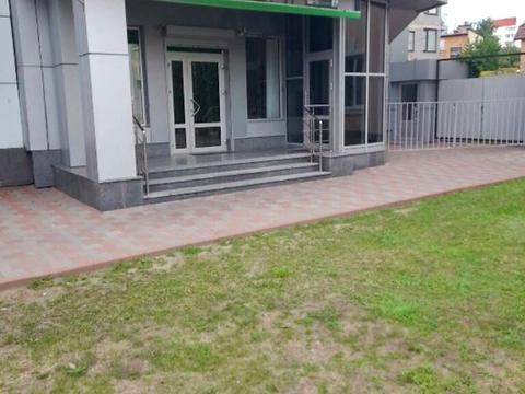 комерційна за адресою Проскурівська вул., 73