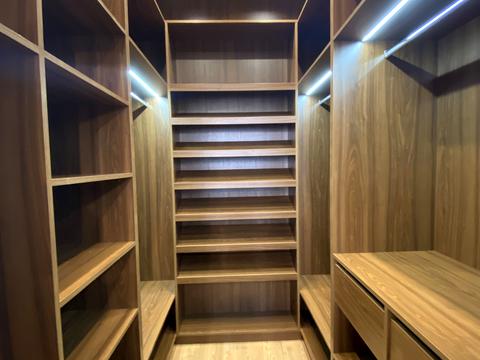 квартира за адресою Жилянська вул., 68