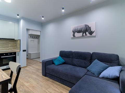 квартира за адресою Максима Рильського вул., 1