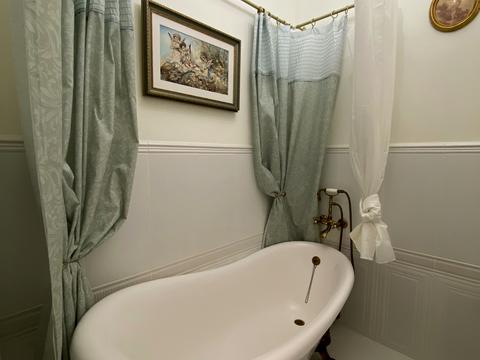 квартира по адресу Андрея Верхогляда ул. (Михайла Драгомирова), 16