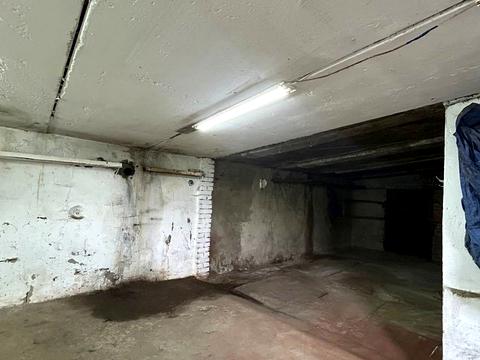 паркомісце за адресою Богдана Хмельницького вул., 86а