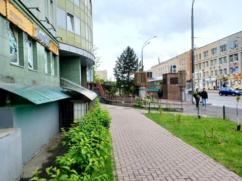 комерційна за адресою Коломийський пров., 17/31а