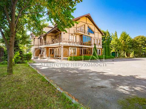 комерційна за адресою Лісківська вул., 26