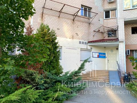 комерційна за адресою Володимира Івасюка просп. (Героїв Сталінграду), 20