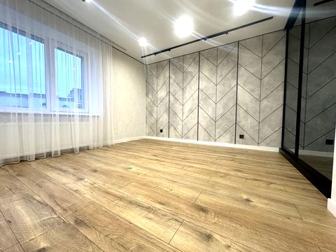 квартира за адресою Академіка Ющенка вул., 5