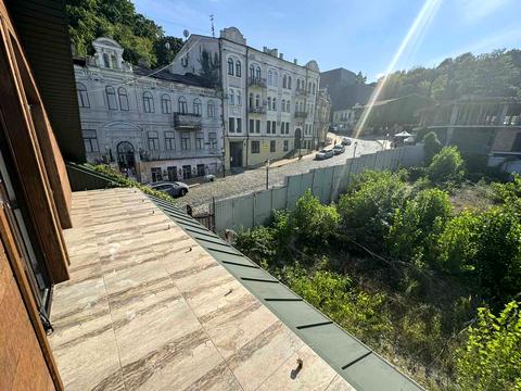 коммерческая по адресу Андреевский спуск, 10-А