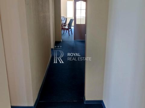 комерційна за адресою Хрещатик вул., 4