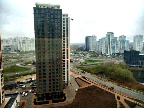 квартира за адресою Дніпровська набережна вул., 18-Б