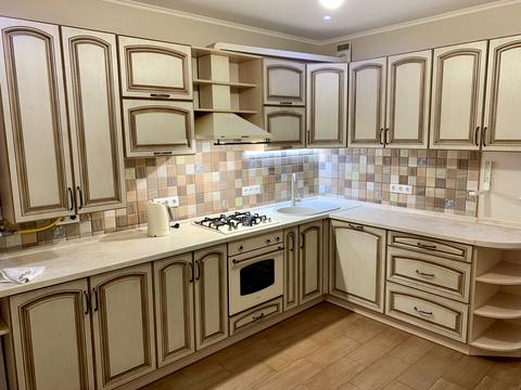 квартира за адресою Лесі Українки вул., 19